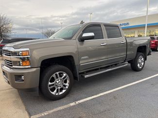 Used 2017 Chevrolet Silverado 2500 High Country video 1