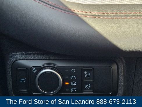 New 2026 Ford Explorer Active image 23