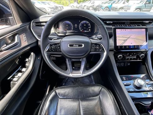 Used 2023 Jeep Grand Cherokee L Overland w/ MOPAR Finishing Package AWD/4WD image 17