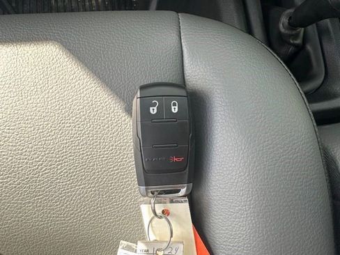 New 2024 RAM 2500 Tradesman w/ Chrome Appearance Group image 28