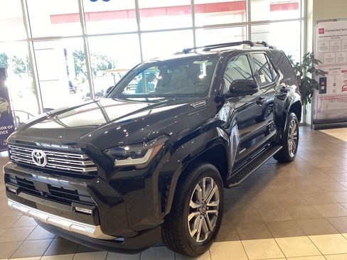 New 2026 Toyota 4Runner Limited AWD/4WD image 1