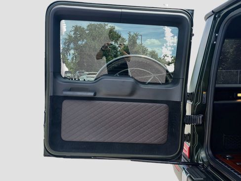 Used 2024 Mercedes-Benz G 550 image 13