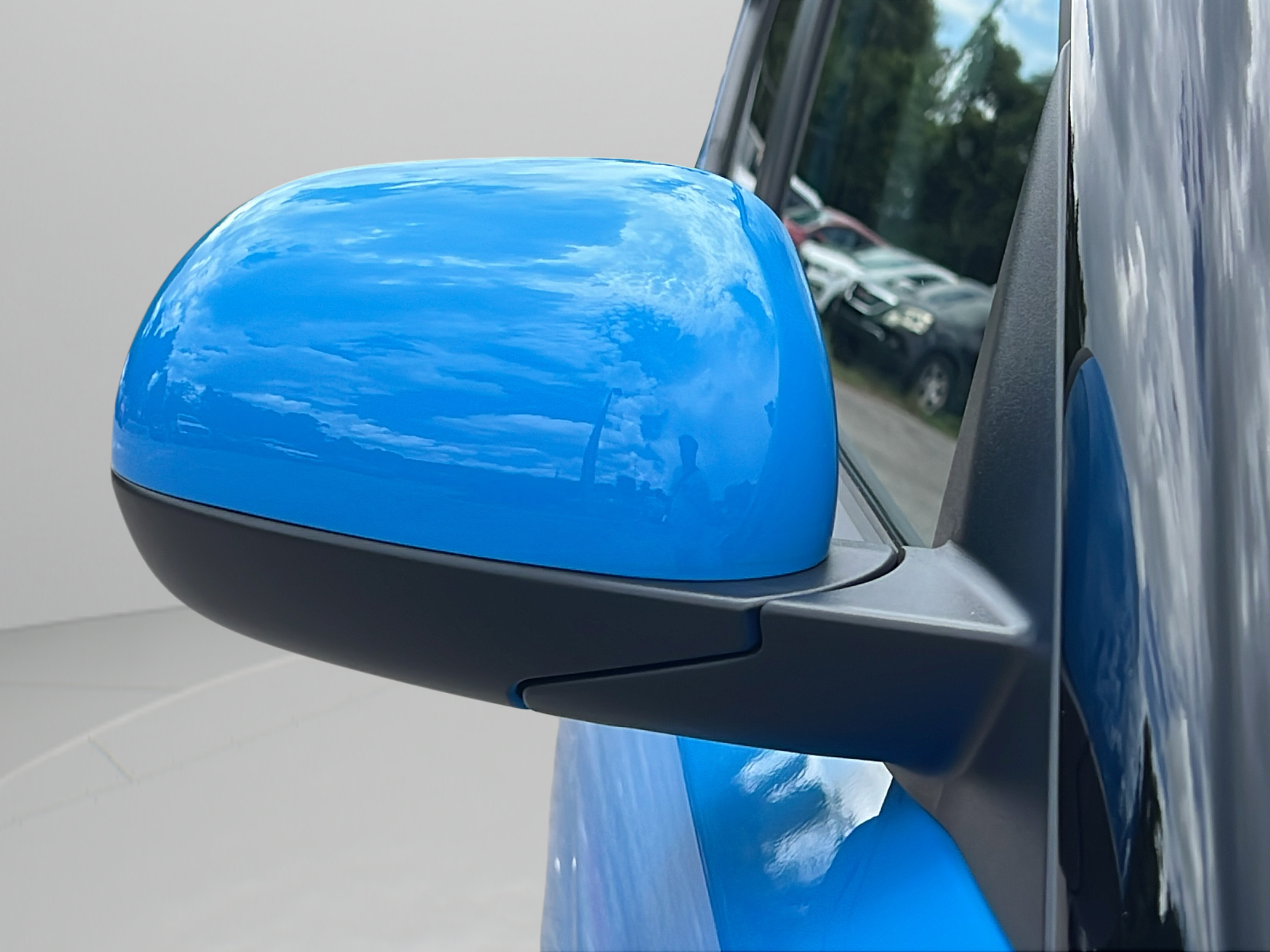 Certified 2025 Kia Soul EX FWD image 11
