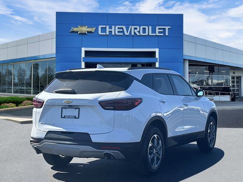 Certified 2023 Chevrolet Blazer LT w/ Convenience Package AWD/4WD image 4