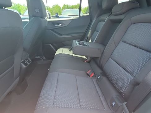 New 2026 Chevrolet Equinox LT FWD image 11
