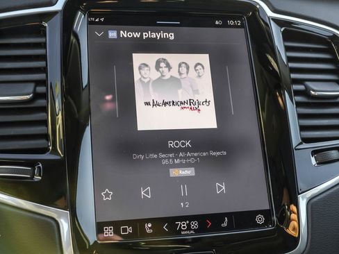 Used 2023 Volvo XC90 T8 Ultimate image 23