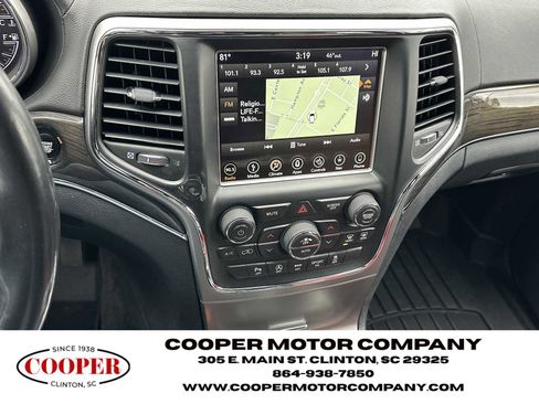 Used 2018 Jeep Grand Cherokee Overland image 24