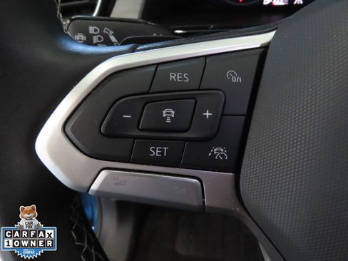 Used 2024 Volkswagen Atlas Cross Sport SE image 15