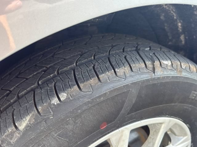 Used 2023 Chevrolet Equinox LT AWD/4WD image 4