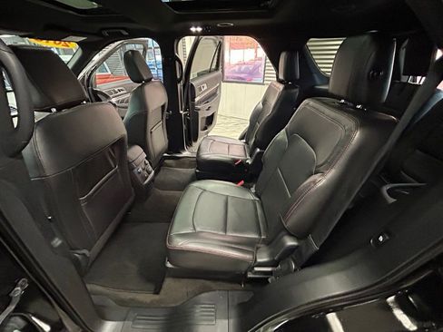 Used 2018 Ford Explorer Sport AWD/4WD image 53