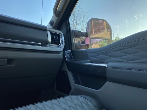 Used 2026 Ford F450 Platinum w/ Platinum Plus Package image 18