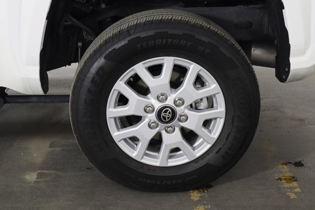 Used 2025 Toyota Tacoma SR5 RWD image 34