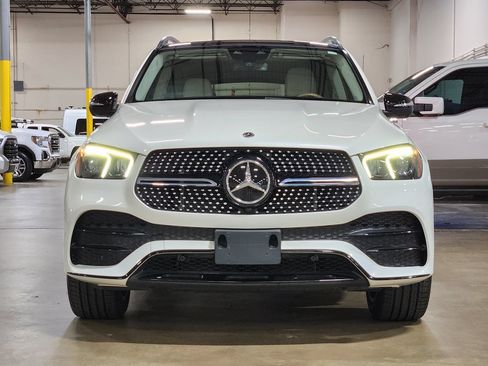 Used 2021 Mercedes-Benz GLE 450 4MATIC image 2