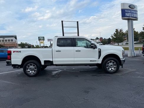 New 2026 Ford F250 Lariat w/ Lariat Ultimate Package AWD/4WD image 3