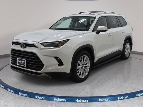 Certified 2024 Toyota Grand Highlander AWD image 1
