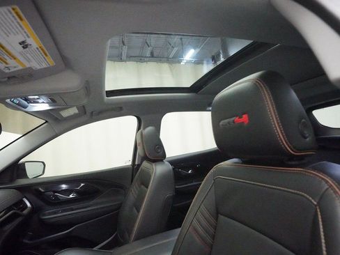 Used 2024 GMC Terrain AT4 w/ Infotainment Package II image 32