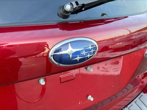 Used 2017 Subaru Forester 2.5i Limited image 32