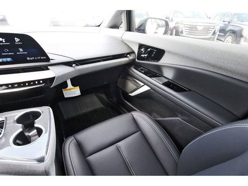 New 2026 Cadillac Optiq Sport 1 image 10