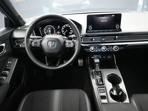 Certified 2025 Honda Civic Sport image 9