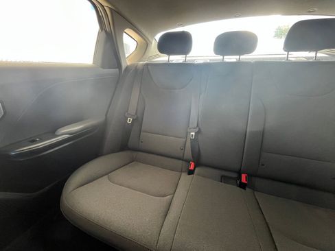 Used 2025 Kia K4 FWD image 38