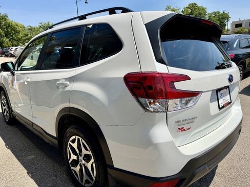Used 2023 Subaru Forester Premium AWD/4WD image 7