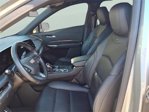 Used 2024 Cadillac XT4 Sport w/ Cold Weather Package image 10