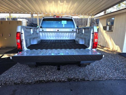 Used 2010 Chevrolet Silverado 1500 W/T w/ LS Package image 13