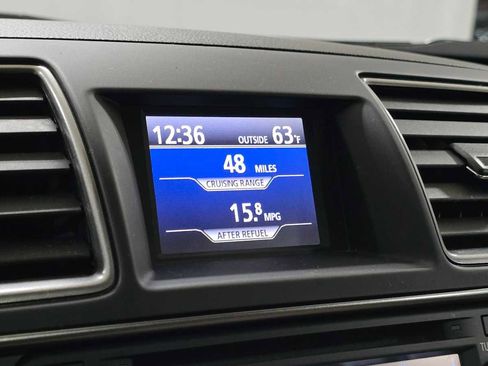 Used 2013 Toyota Highlander Limited AWD/4WD image 31