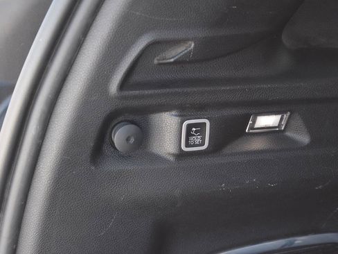 Used 2021 Jeep Grand Cherokee L Limited w/ Trailer Tow Package image 19