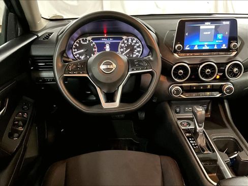 Used 2024 Nissan Sentra SV image 17