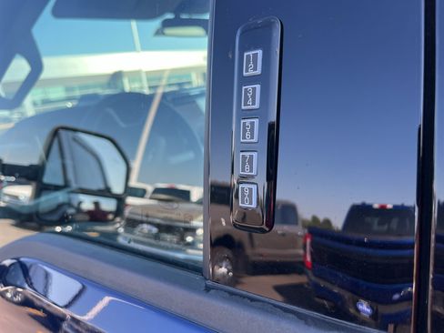 New 2027 Ford F350 XLT w/ XLT Premium Package AWD/4WD image 17