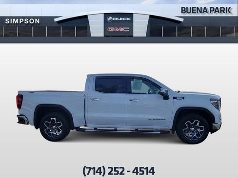 Used 2024 GMC Sierra 1500 SLT w/ SLT Premium Plus Package AWD/4WD image 9