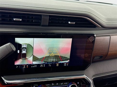 New 2026 GMC Sierra 3500 Denali Ultimate w/ LPO, Black Badging Package image 9