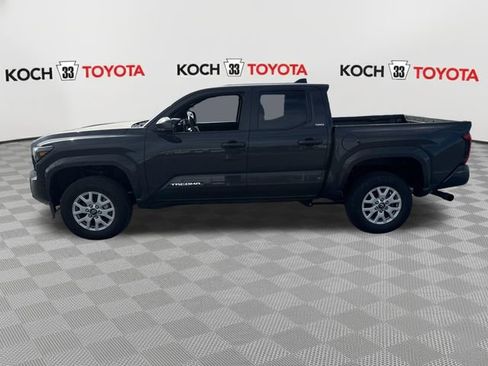 Used 2024 Toyota Tacoma SR5 image 4