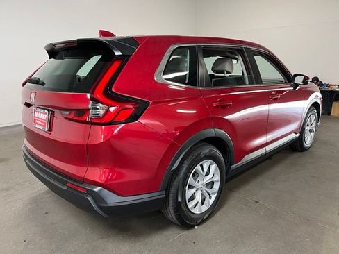 Used 2023 Honda CR-V LX image 3