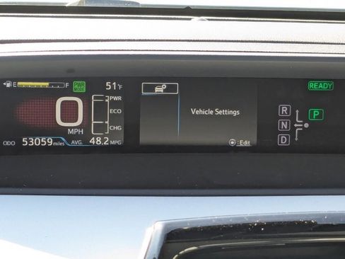 Used 2017 Toyota Prius Two image 11