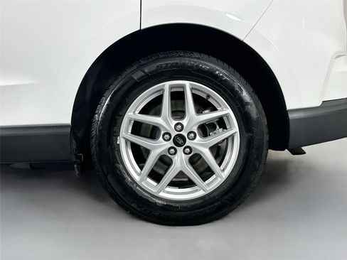 Used 2023 Ford Edge SEL image 28