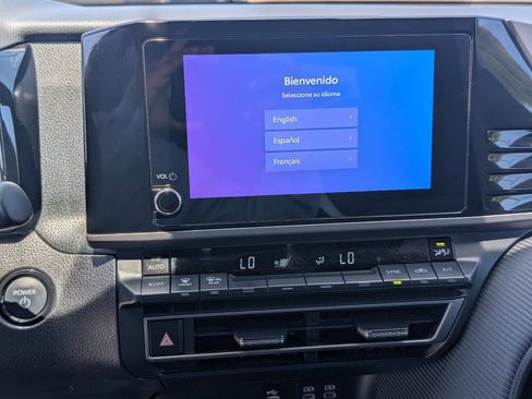Used 2025 Toyota Camry SE FWD image 17