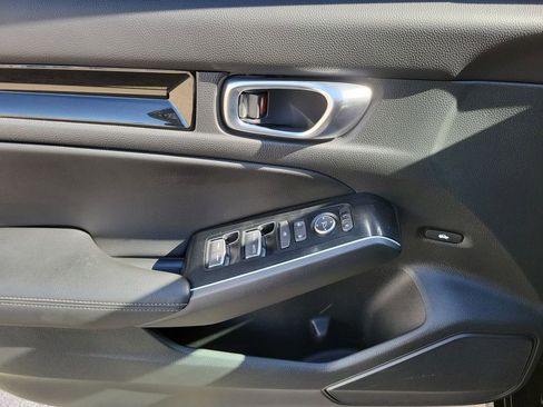 Used 2025 Honda Civic Sport Touring image 21