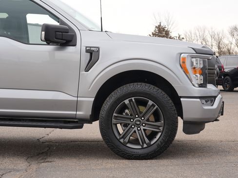 Used 2022 Ford F150 XLT w/ Equipment Group 302A High image 15