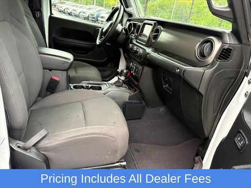 Used 2023 Jeep Gladiator Sport AWD/4WD image 15