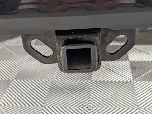 Used 2019 Toyota Tacoma SR w/ SR Convenience Package image 26