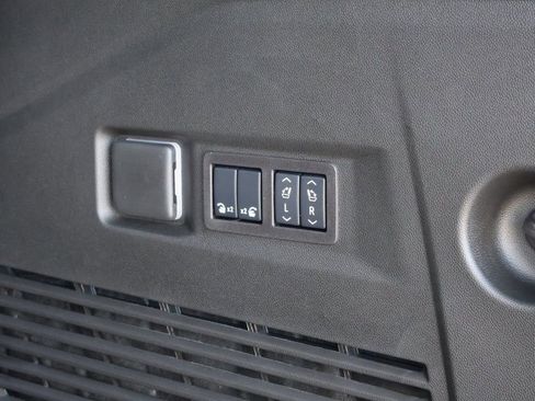 New 2026 Chevrolet Tahoe Premier image 40