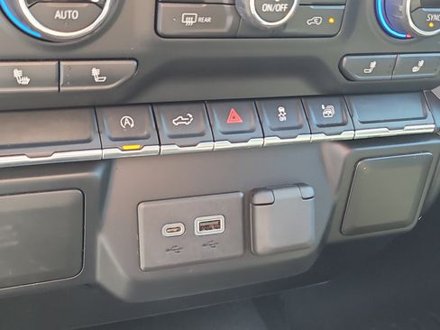 Used 2020 Chevrolet Silverado 1500 RST w/ Convenience Package image 26