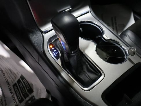 Certified 2020 Jeep Grand Cherokee Altitude AWD/4WD image 36
