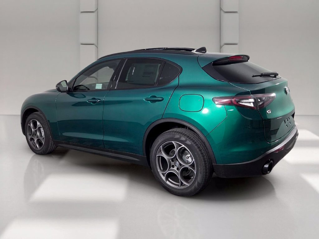New 2026 Alfa Romeo Stelvio Sprint AWD/4WD image 7