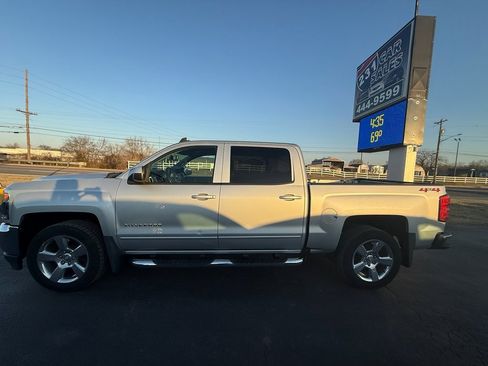 Used 2018 Chevrolet Silverado 1500 LT w/ All Star Edition image 6
