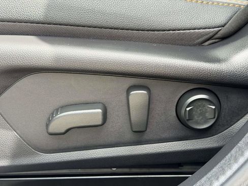 Used 2025 Subaru Crosstrek 2.5i Wilderness w/ Wilderness Package image 19