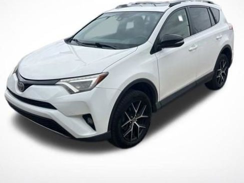 Used 2018 Toyota RAV4 SE w/ Power Extra Value Package FWD image 1