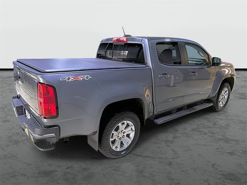 Used 2022 Chevrolet Colorado LT w/ LT Convenience Package image 4